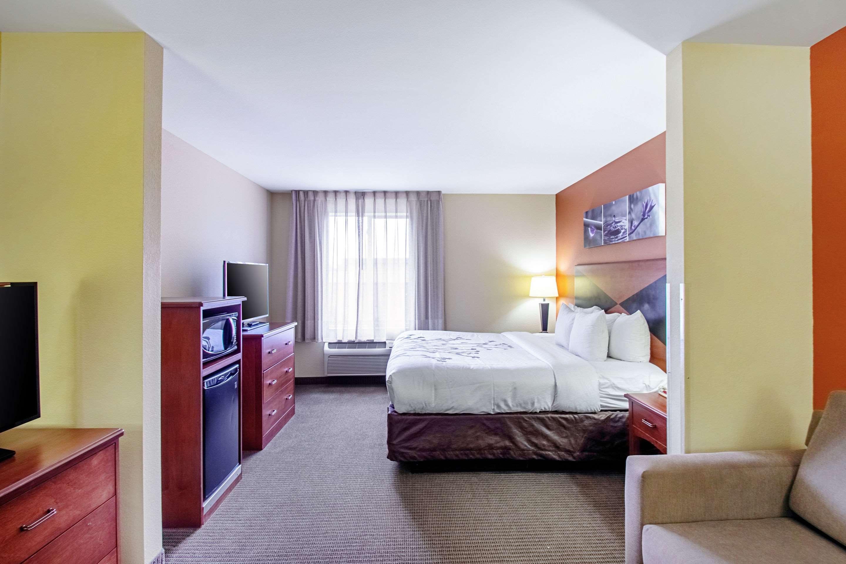 Sleep Inn & Suites Madison - Monona Экстерьер фото