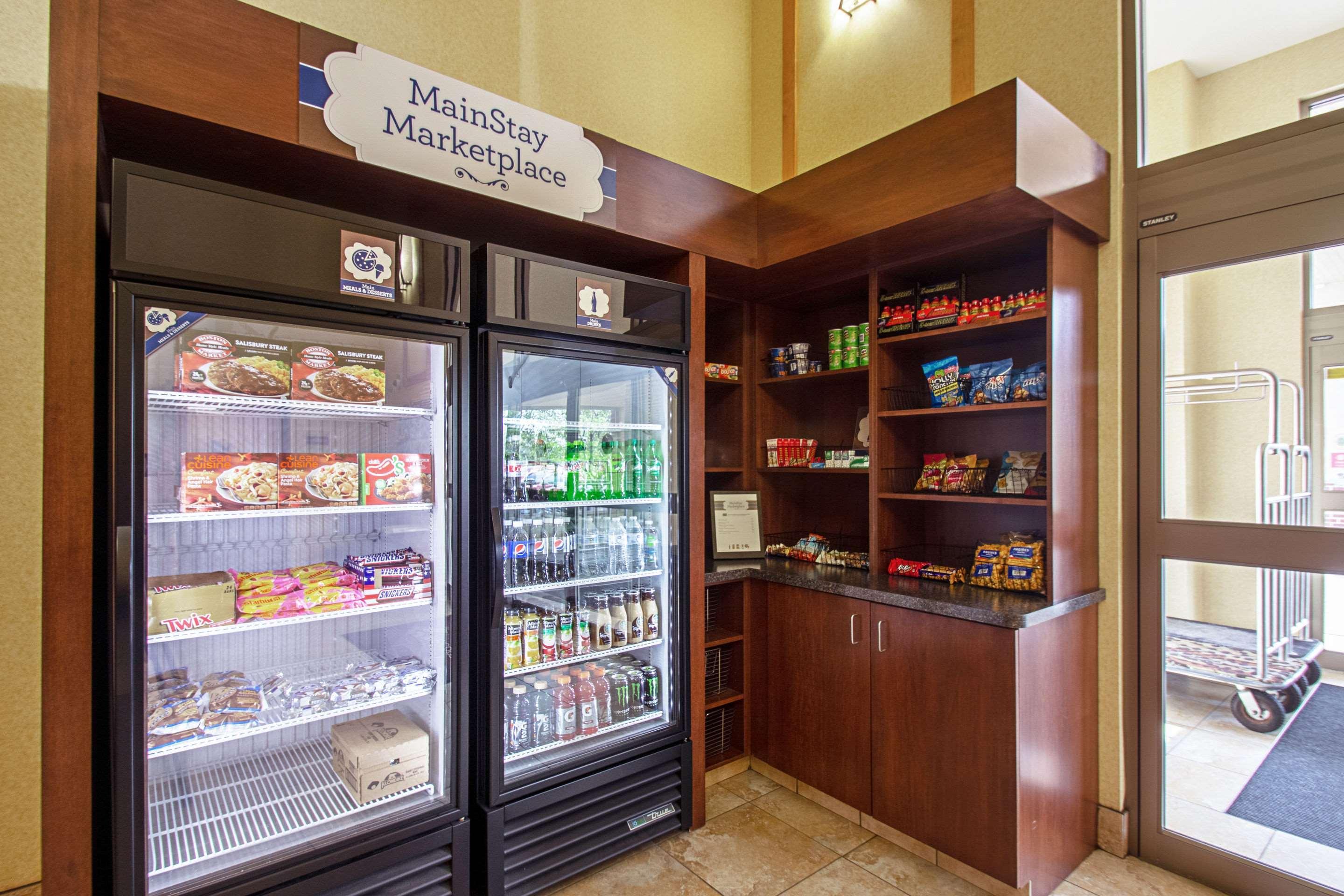 Sleep Inn & Suites Madison - Monona Экстерьер фото