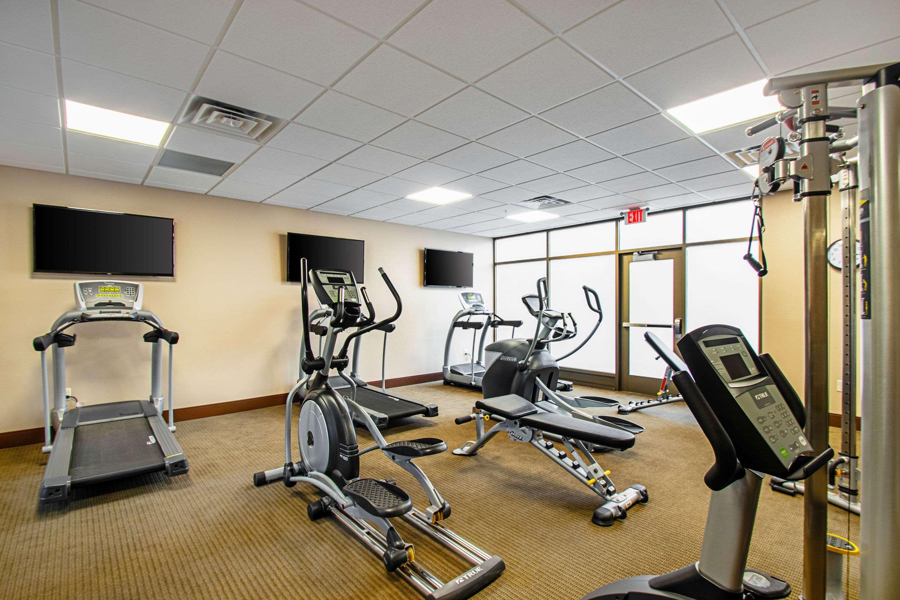 Sleep Inn & Suites Madison - Monona Экстерьер фото