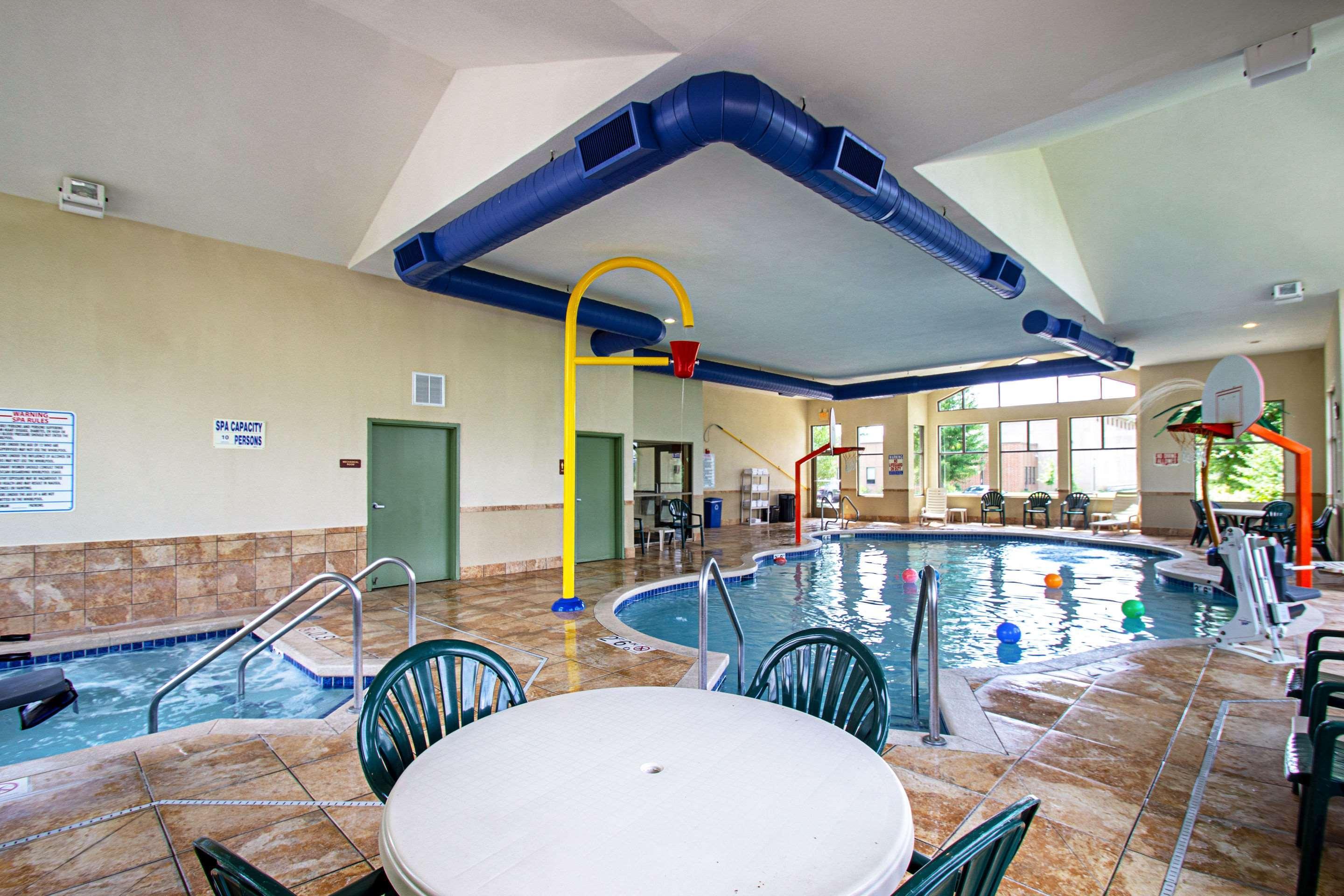 Sleep Inn & Suites Madison - Monona Экстерьер фото